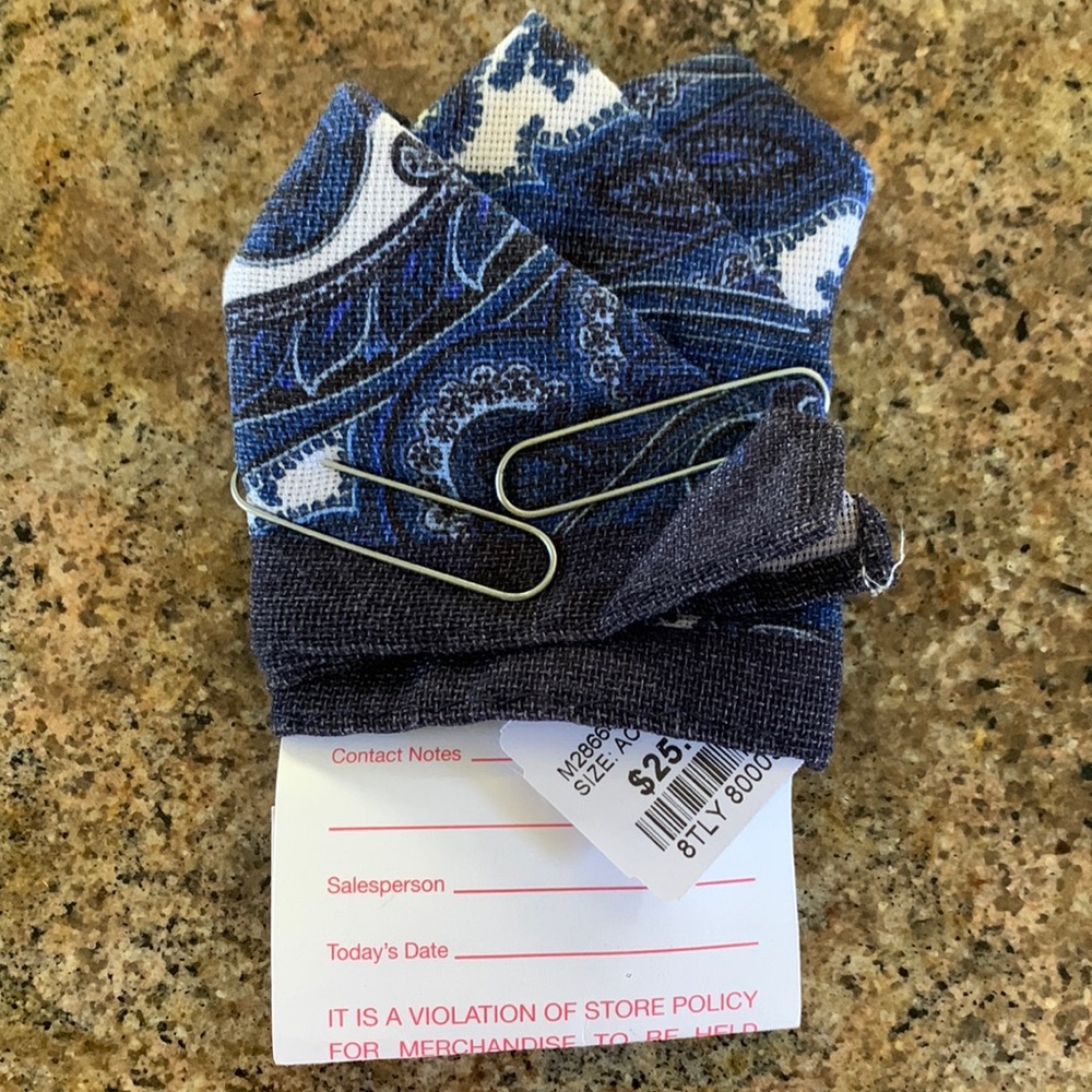 NWT Men’s Warehouse Cotton Paisley Pocket Square